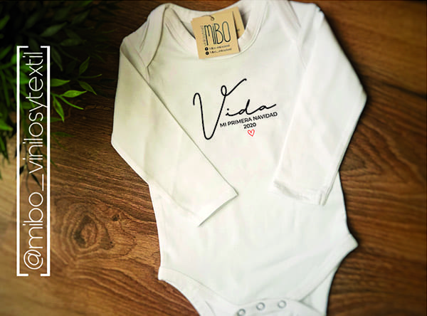body nombre personalizado primera navidad