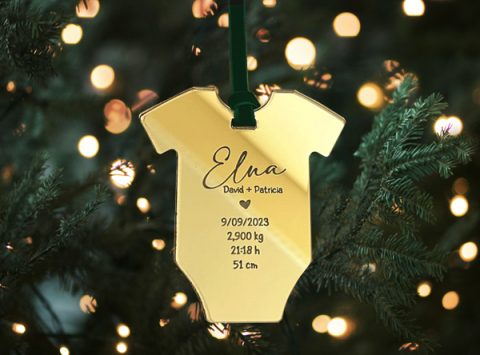bola navidad en oro body nacimiento bola navidad dorada personalizada con los datos del bebe bola de navidad personalizada natalicio