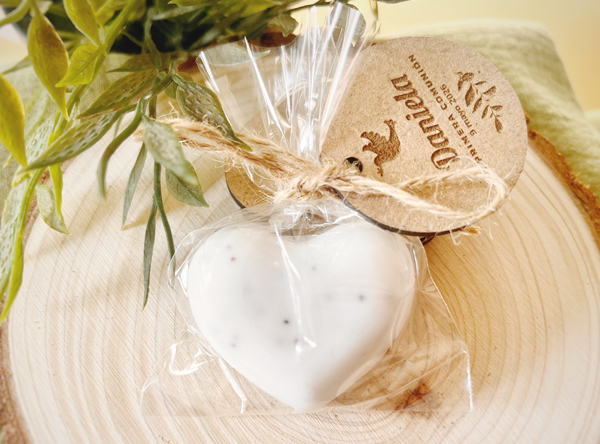 jabon artesanal personalizado con semillas de amapola detalles comunion detalles bautizo detalles boda