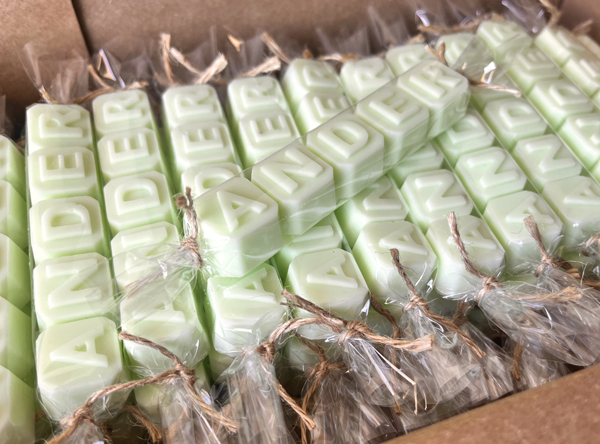 Caramelo Jabón personalizado - nombre - Imagen 5